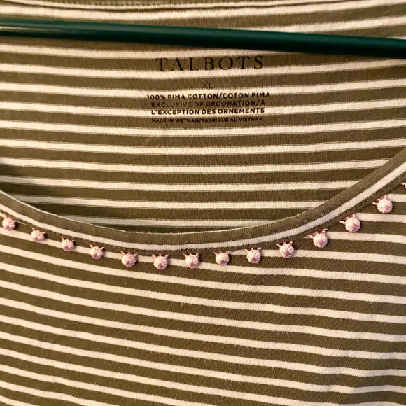 Talbots 💯 pima cotton short sleeve shirt with trim. Size XL. EUC. - Picture 3 of 4